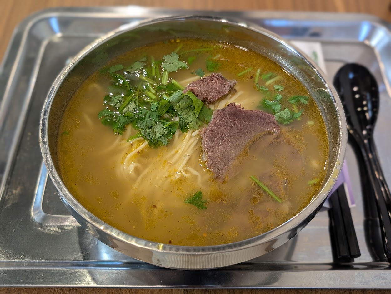 河南牛肉拉麺