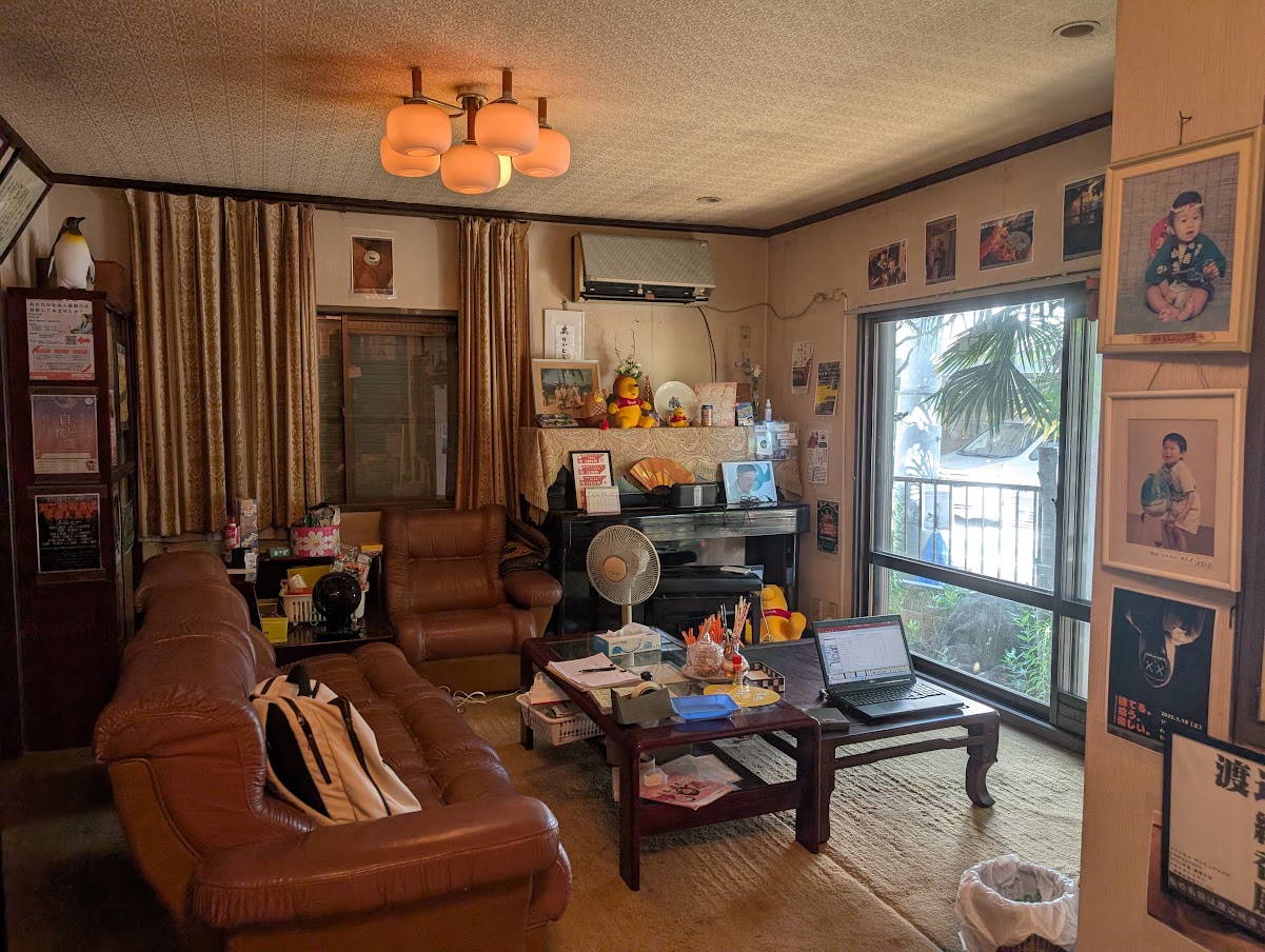 喫茶アンノウン