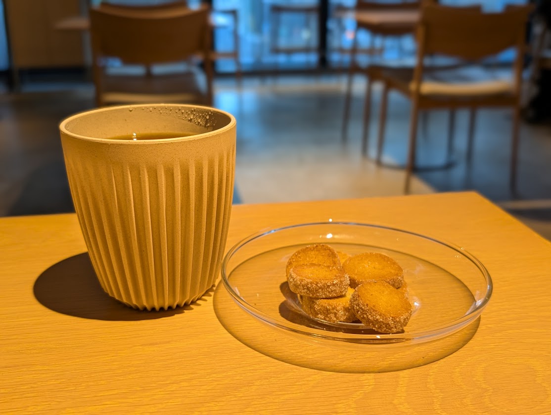 SOL’S COFFEE APARTMENT