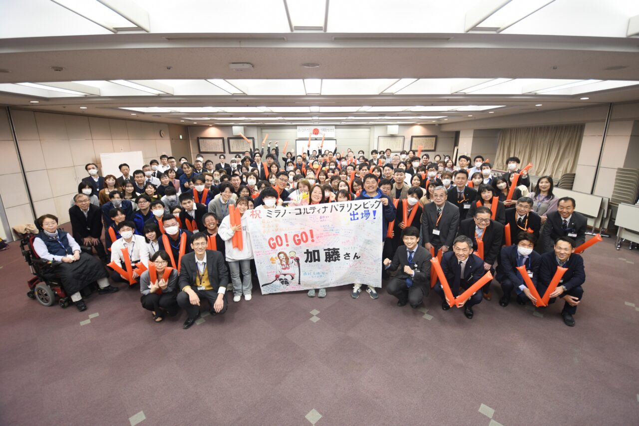 女子パラアイスホッケー