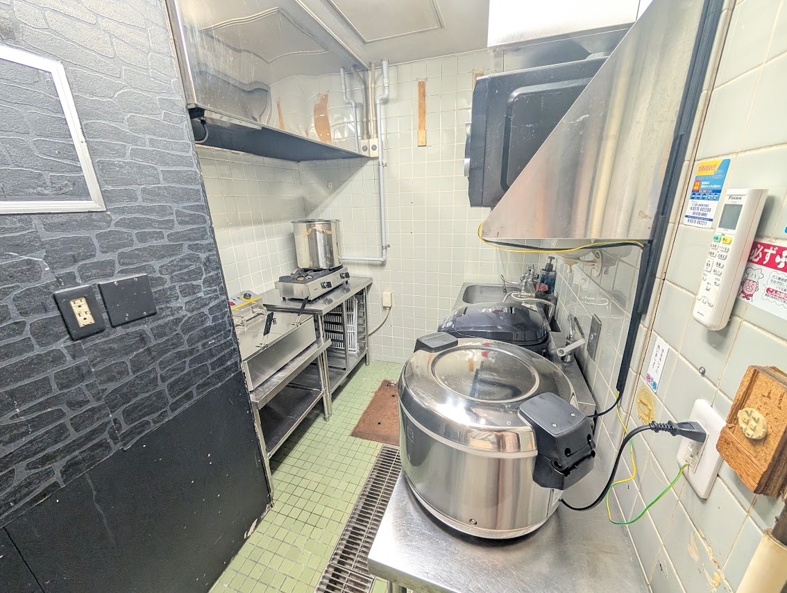 CIRCLE KITCHEN