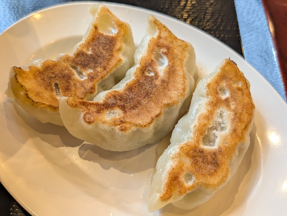 青山餃子房