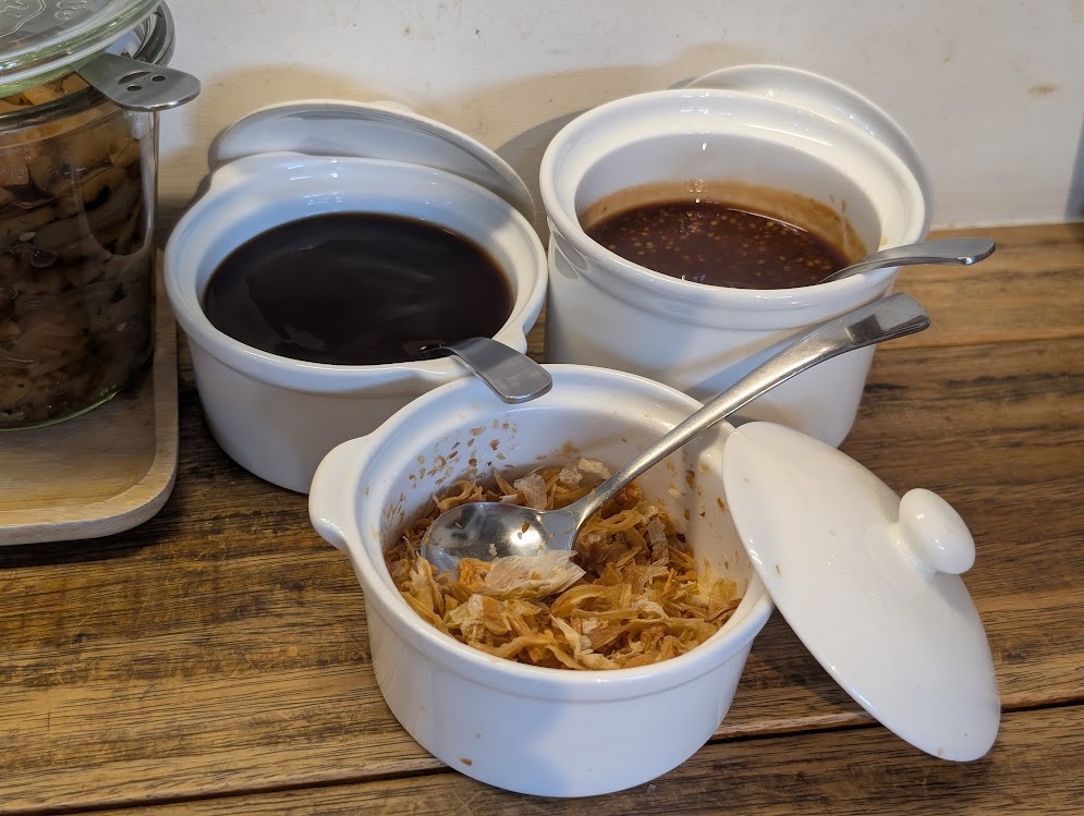 brown onion curry factory